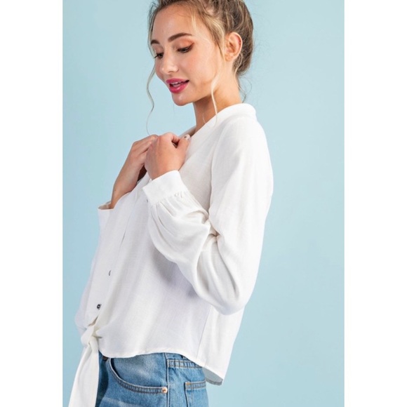 🛍New So Chic Long Sleeve Top! - Picture 4 of 6